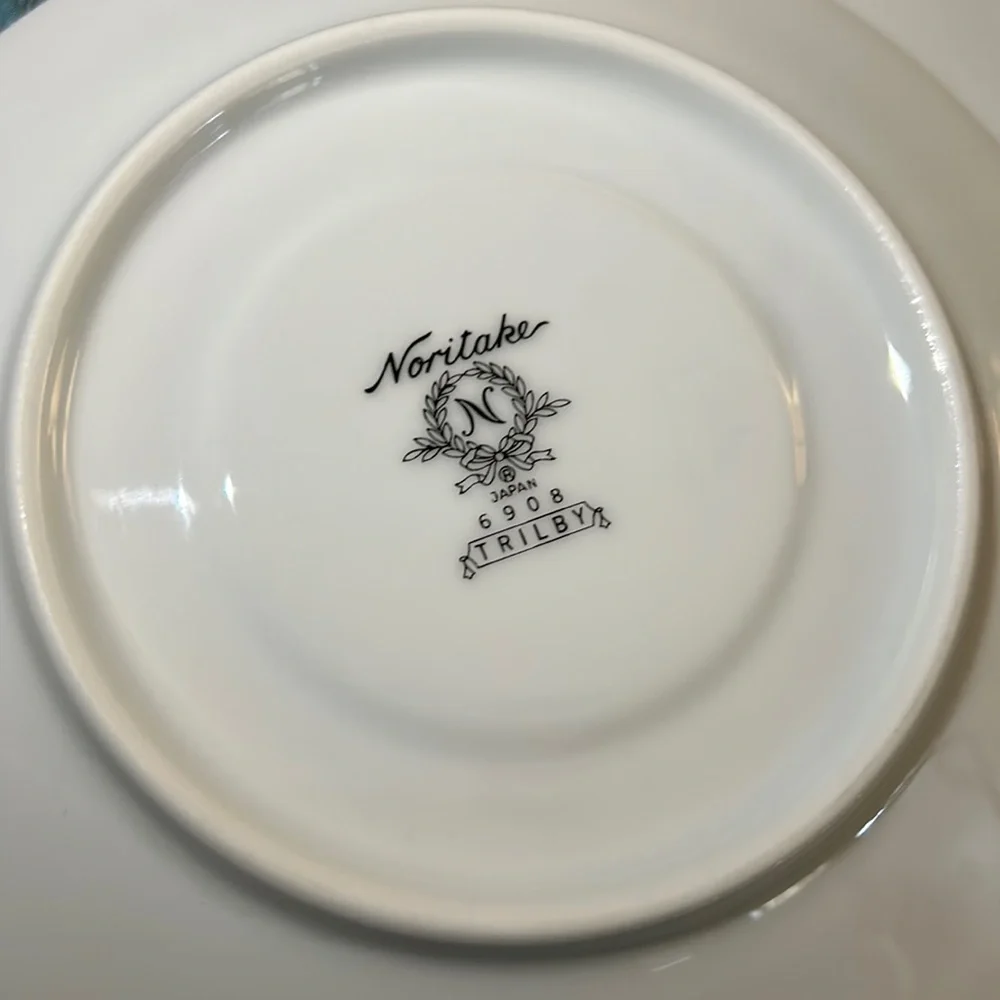 Vintage Noritake Saucer Plates - EUC - Picture 4 of 5